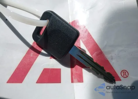 2014 Nissan Rogue Select S z USA, uszkodzony, nr VIN JN8AS5MT0EW619531